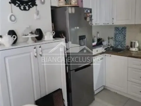 Sale, two bedroom apartment, 50m², Stari Grad, Beograd - image 4
