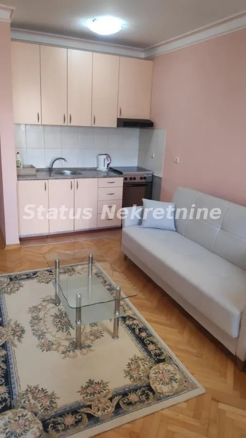 Izdavanje, garsonjera, 30m², Grbavica, Novi Sad Sve Podlokacije