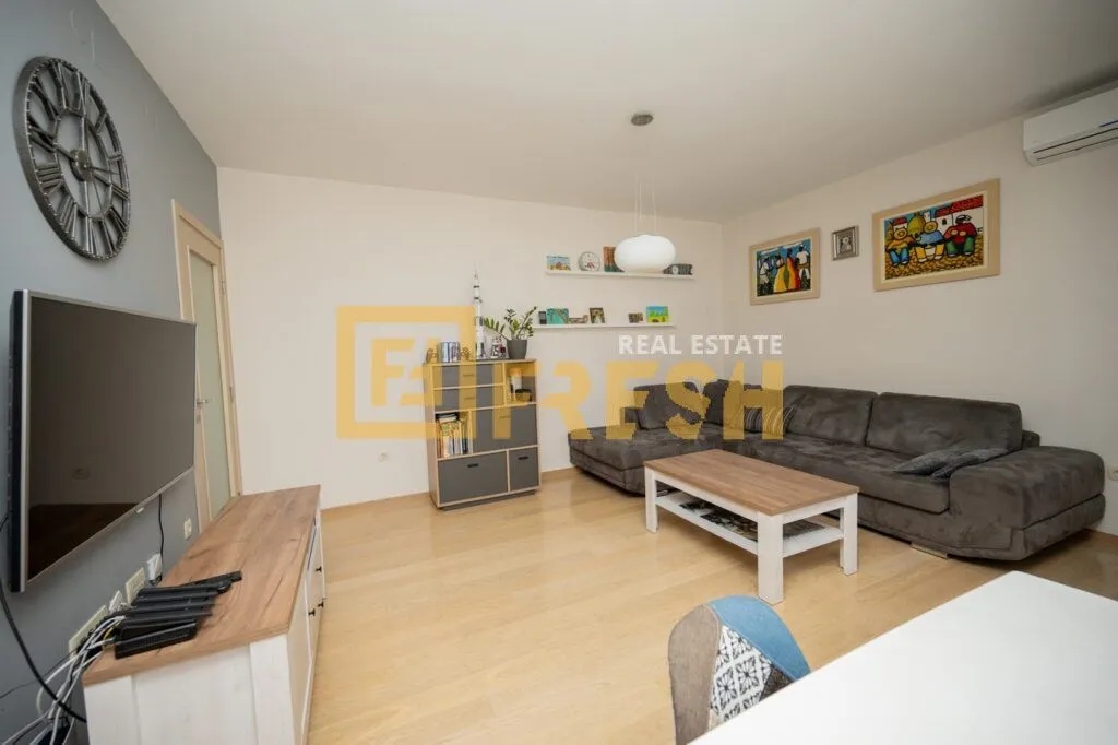 Sale, two bedroom apartment, 72m², City Kvart, Podgorica