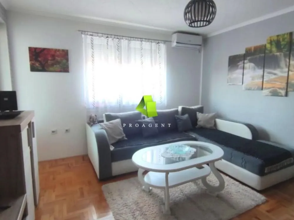 Rent, two bedroom apartment, 55m², Pantelej, Niš