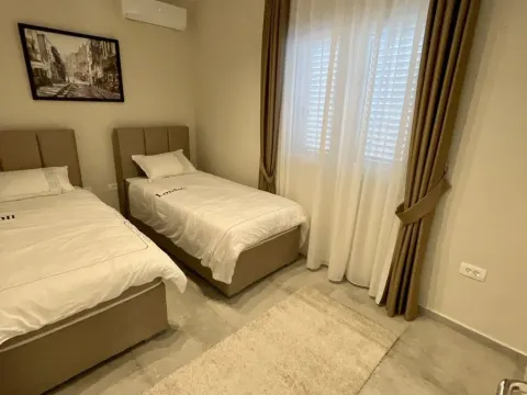 Rent, two bedroom apartment, 74m², Sutvara, Kotor - image 14