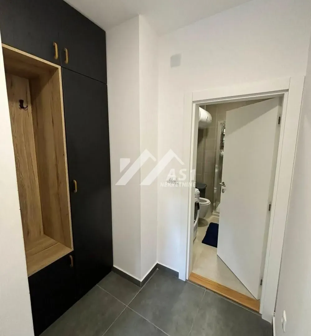 Izdavanje, jednosoban stan, 40m², Detelinara, Novi Sad Sve Podlokacije