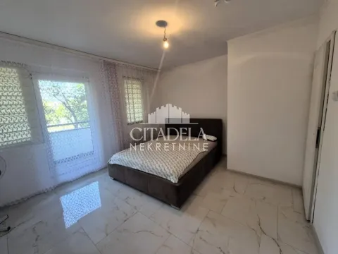 Sale, three bedroom apartment, 90m², Brace Jerković, Voždovac Sve Podlokacije - image 12