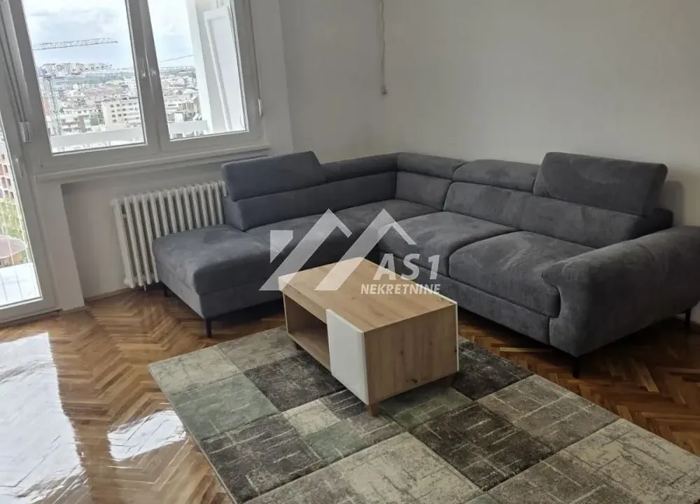 Izdavanje, trosoban stan, 68m², Kej, Novi Sad Sve Podlokacije