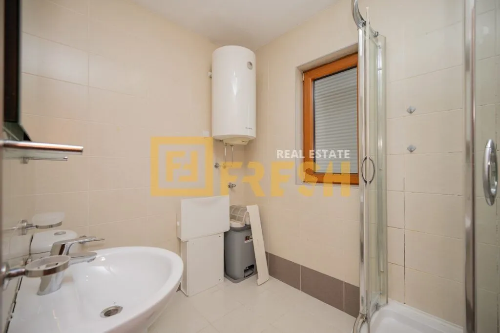 Rent, three bedroom apartment, 100m², Tološi, Podgorica