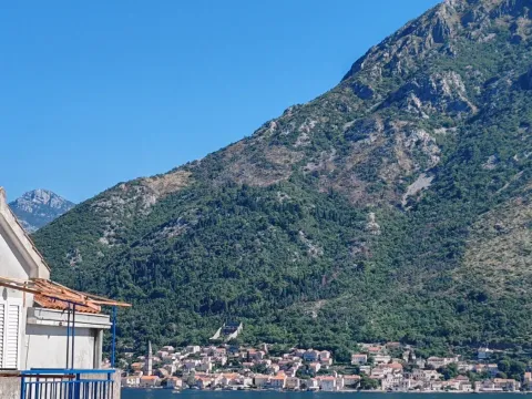 Prodaja, dvosoban stan, 40m², Stoliv, Kotor - image 9
