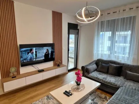 Izdavanje, jednosoban stan, 47m², City Kvart, Podgorica - image 3