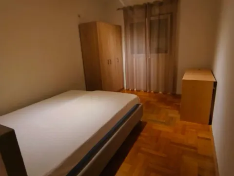 Izdavanje, jednosoban stan, 52m², Pobrežje, Podgorica - image 6