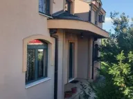 Izdavanje, kuća, 280m², Podgorica, Crna Gora - image 3