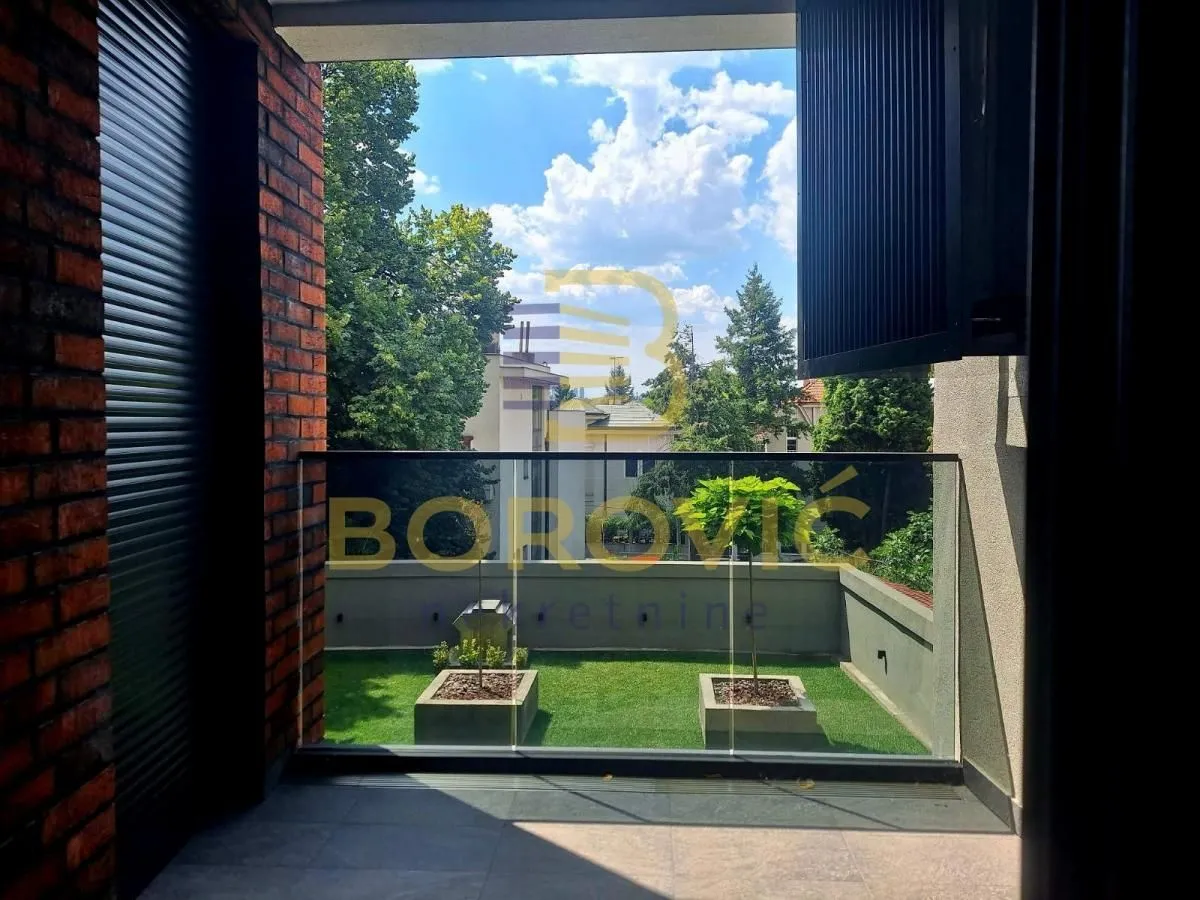 Sale, four bedroom apartment, 144m², Vračar Hram, Vračar Sve Podlokacije