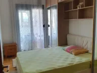 Izdavanje, dvosoban stan, 60m², Stari Aerodrom, Podgorica - image 3