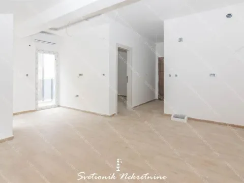 Sale, one bedroom apartment, 37m², Meljine, Herceg Novi - image 9