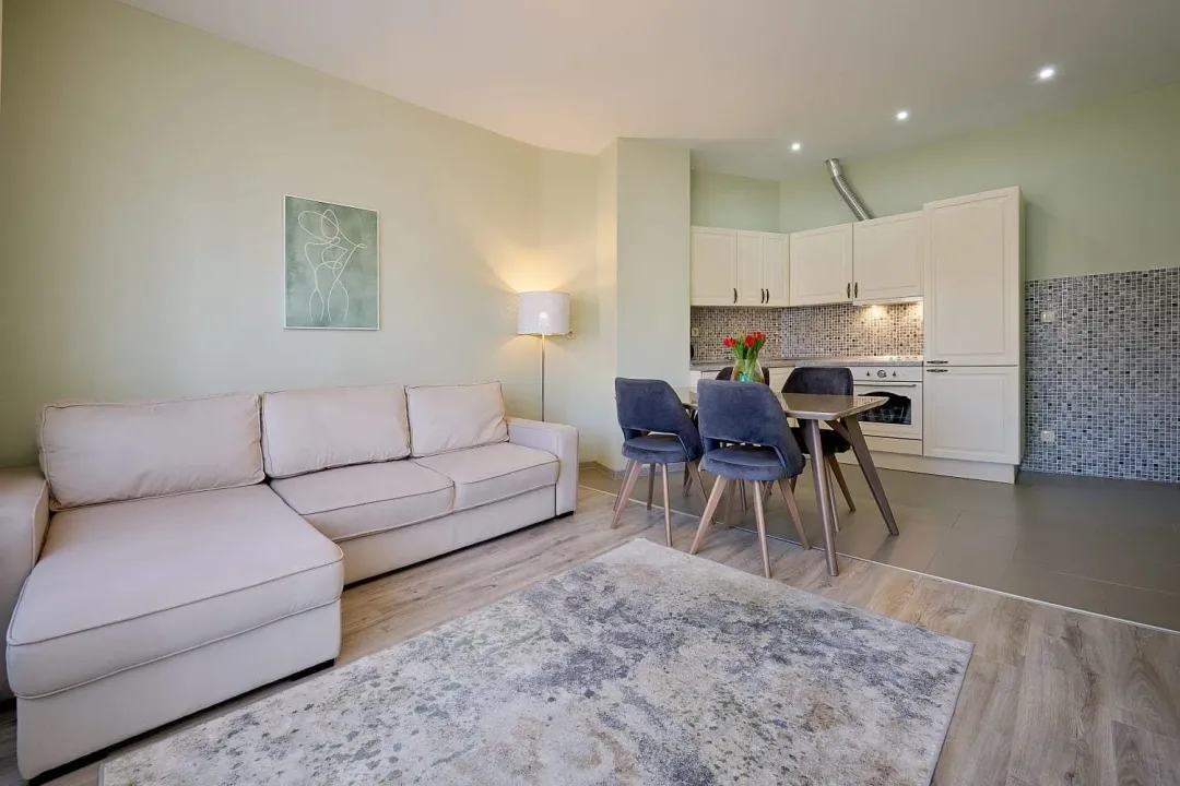 Sale, two bedroom apartment, 53m², Bečići, Budva