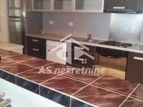 Izdavanje, četvorosoban stan, 125m², Čukarica, Beograd - image 4