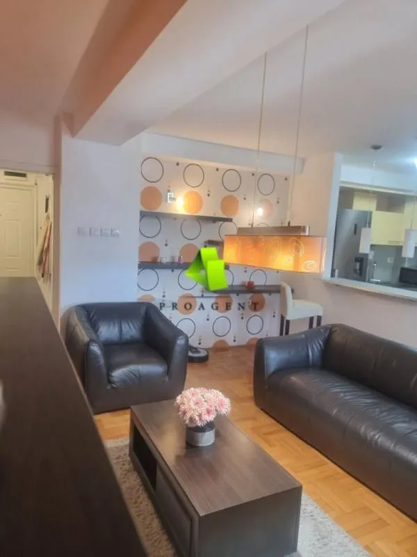 Rent, three bedroom apartment, 97m², Medijana, Niš