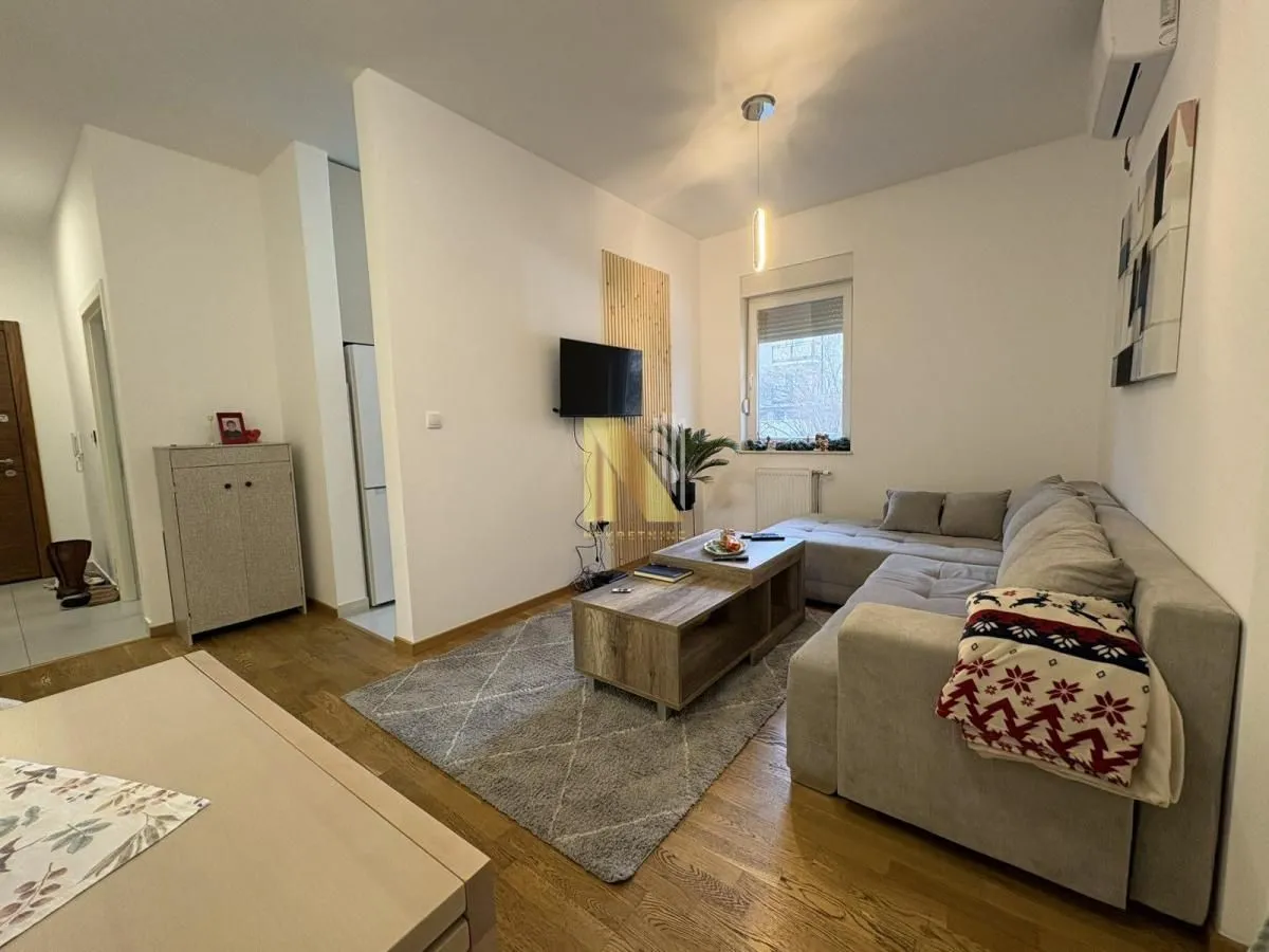 Sale, two bedroom apartment, 39m², Socijalno, Novi Sad Sve Podlokacije