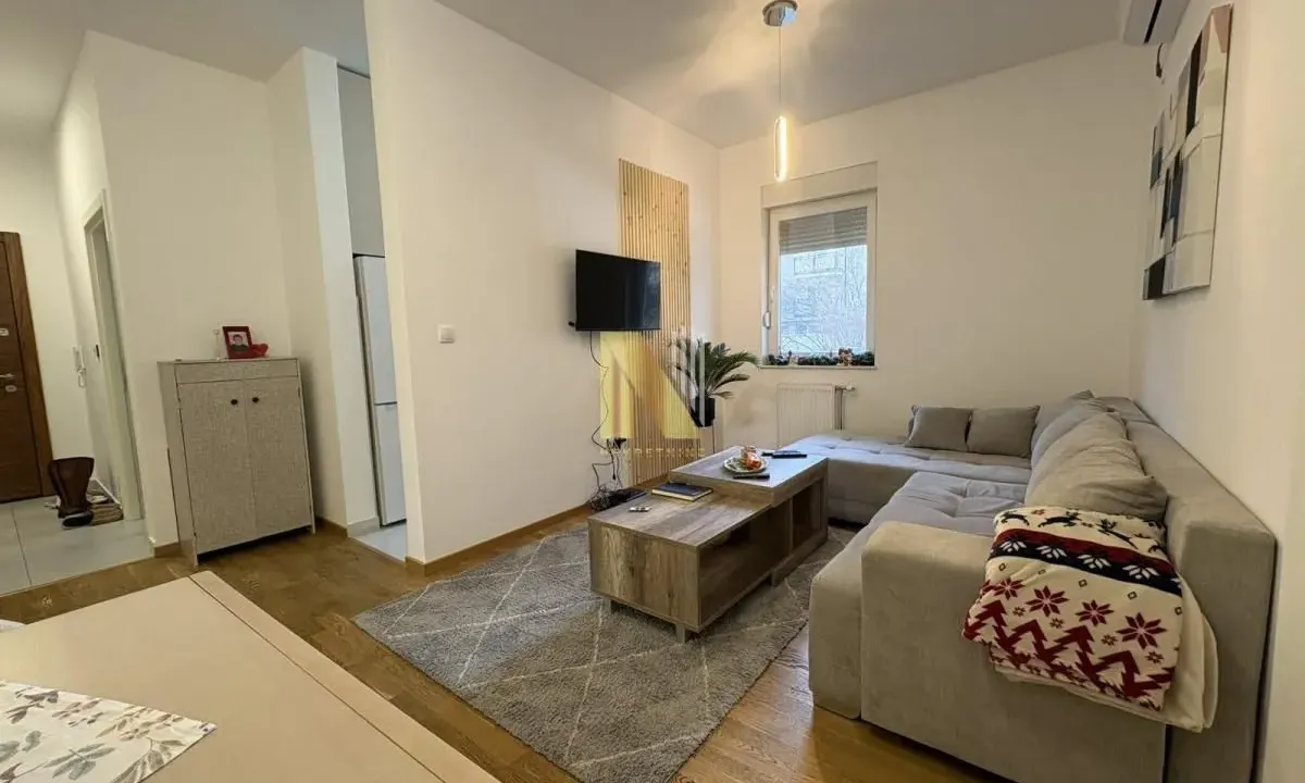 Prodaja, dvosoban stan, 39m², Socijalno, Novi Sad Sve Podlokacije