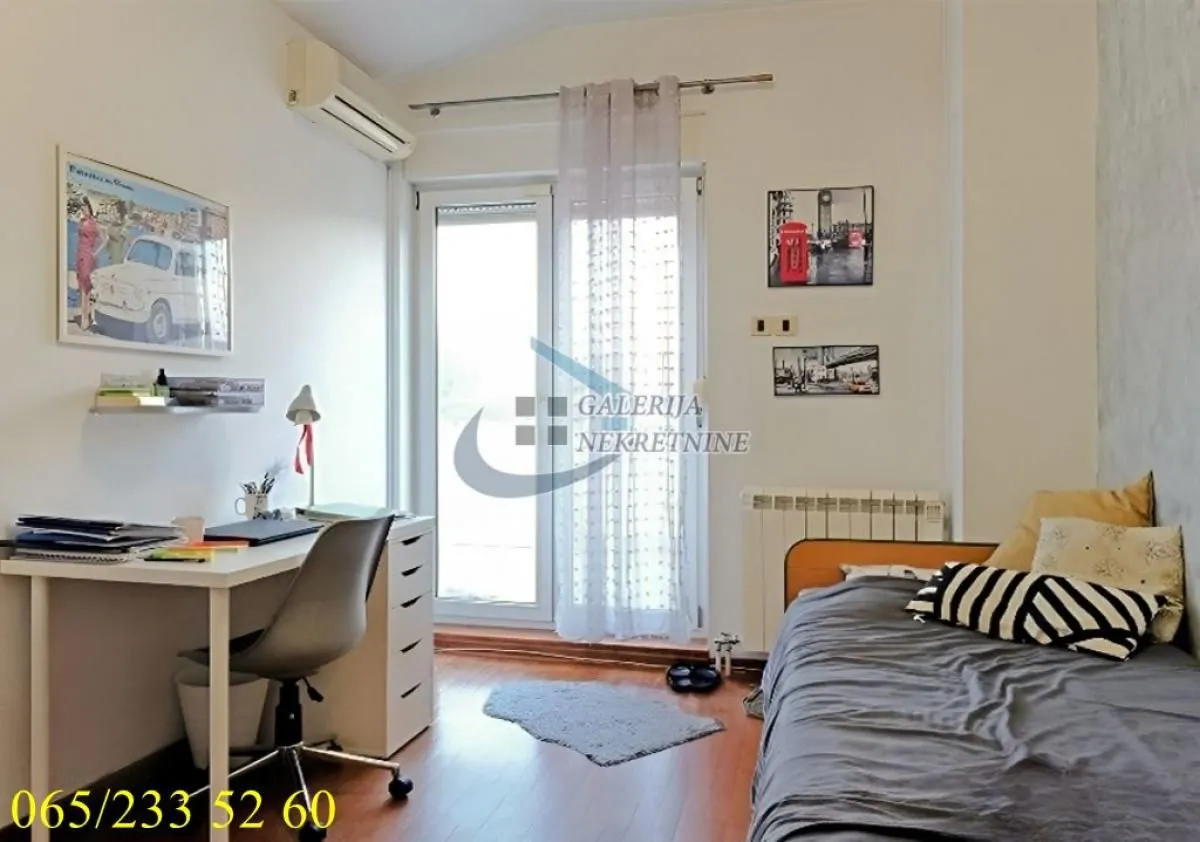 Sale, four bedroom apartment, 142m², Savski Venac, Beograd