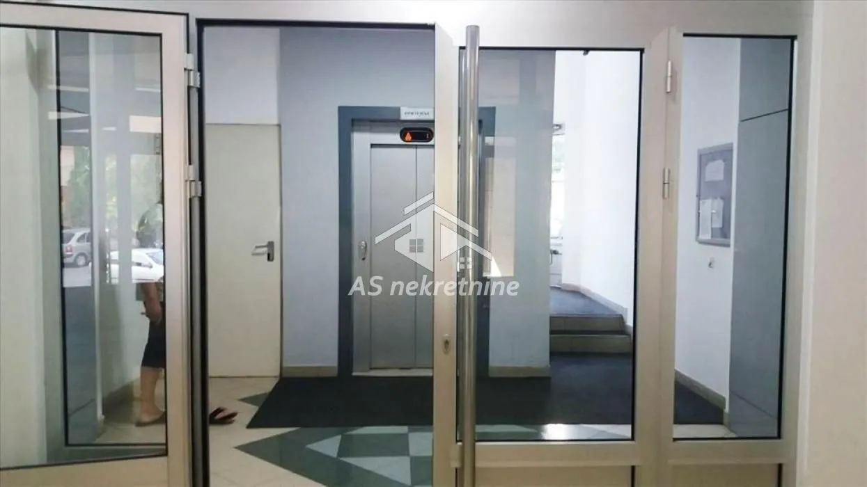 Rent, two bedroom apartment, 55m², Retenzija, Beograd