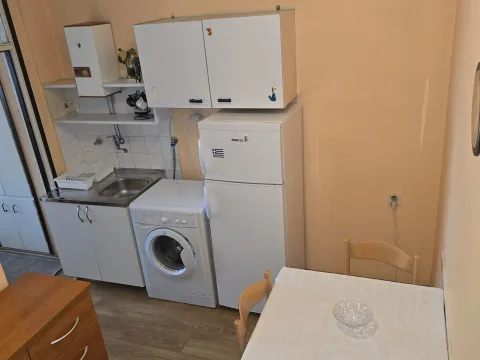 Rent, one bedroom apartment, 36m², Pejton, Podgorica - image 17
