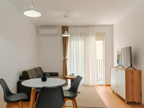 Izdavanje, jednosoban stan, 45m², Budva, Crna Gora - image 6