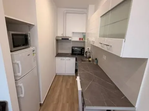 Izdavanje, jednosoban stan, 45m², Šušanj, Bar - image 6