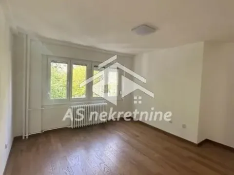 Rent, apartment, 66m², Južni Bulevar, Vračar Sve Podlokacije - image 2