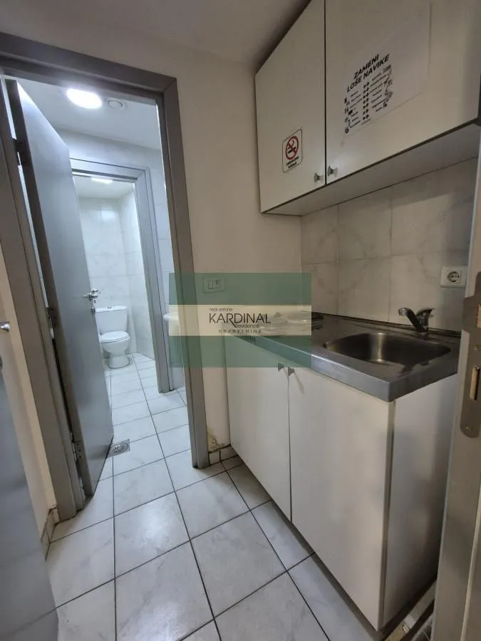 Rent, office space, 326m², Centar, Jagodina