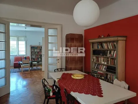 Rent, four bedroom apartment, 100m², Stari Grad, Beograd - image 13