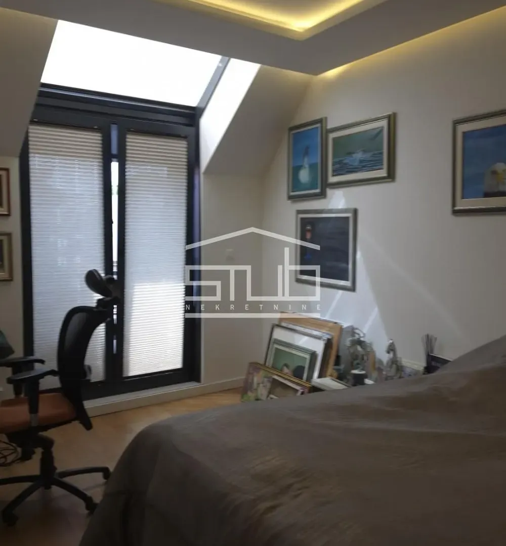 Rent, two bedroom apartment, 60m², Vračar Sve Podlokacije, Beograd
