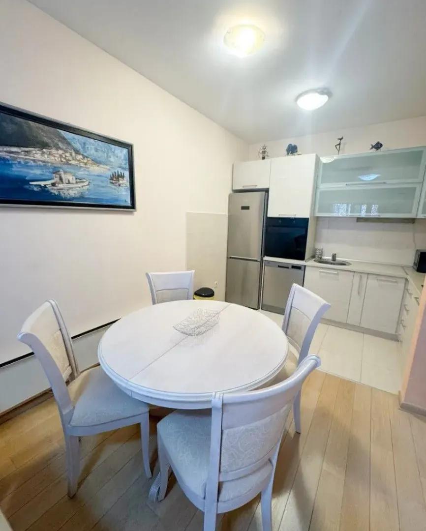 Rent, two bedroom apartment, 70m², Blok 6, Podgorica
