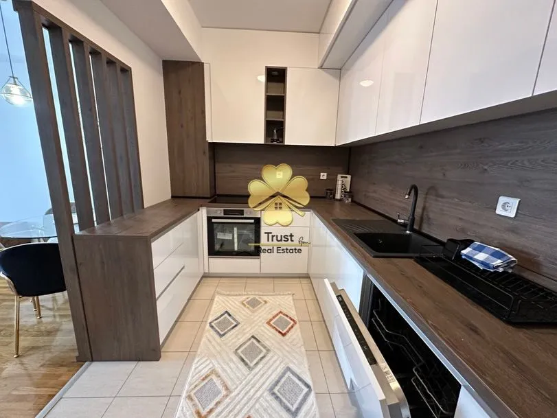 Rent, two bedroom apartment, 78m², City Kvart, Podgorica