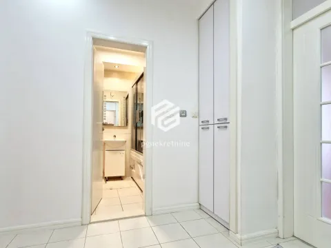 Izdavanje, jednosoban stan, 60m², Stari Aerodrom, Podgorica - image 11