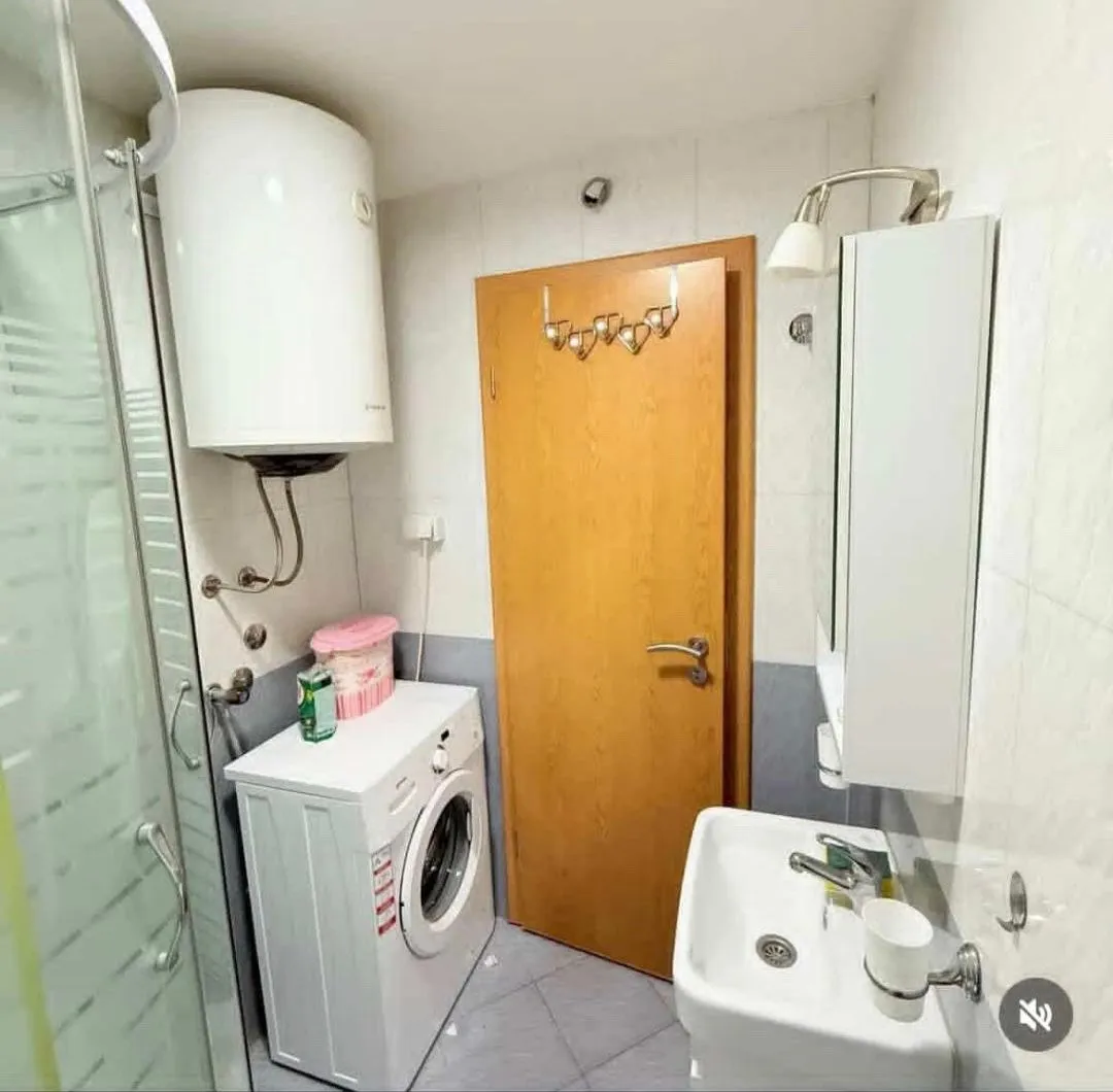 Izdavanje, dvosoban stan, 60m², 1 maj, Podgorica
