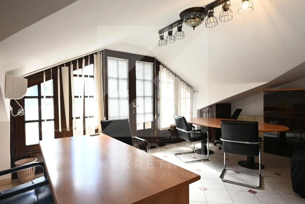 Rent, office space, 150m², Centar, Podgorica
