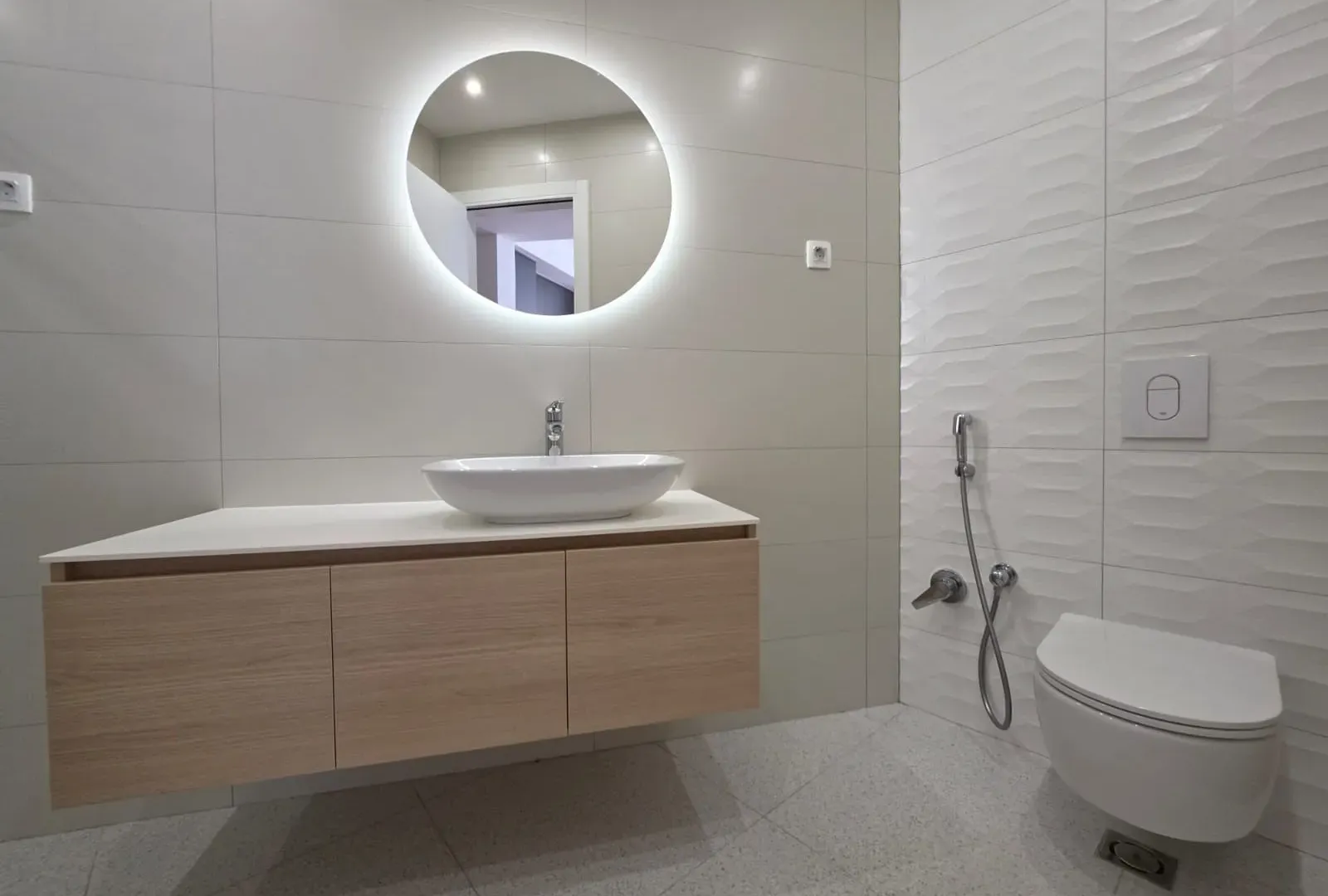 Prodaja, jednosoban stan, 77m², Bečići, Budva