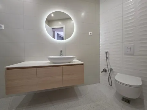 Prodaja, jednosoban stan, 77m², Bečići, Budva - image 19