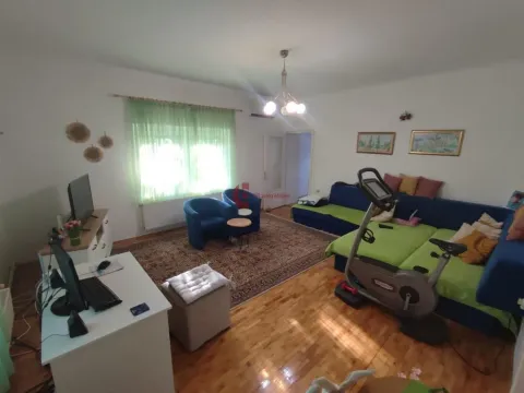 Prodaja, kuća, 153m², Šupljak, Subotica - image 16