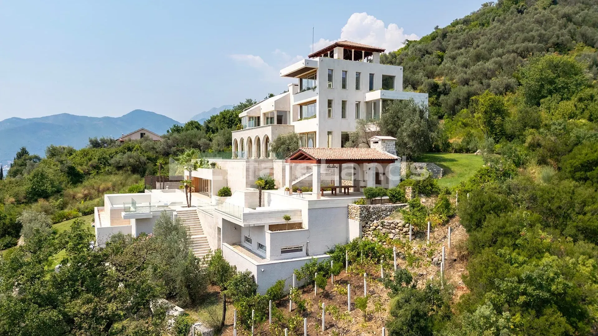 Prodaja, kuća, 1482m², Donja Lastva, Tivat