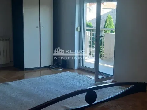 Izdavanje, kuća, 160m², Altina, Beograd - image 18