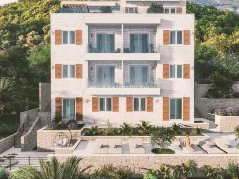 Prodaja, plac, Tivat, Crna Gora - image 2