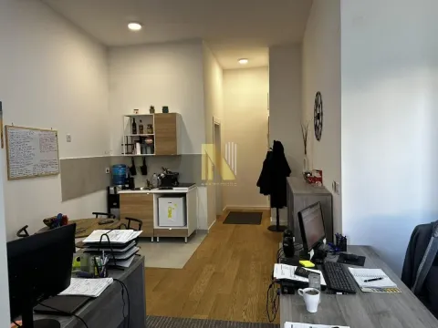 Rent, one bedroom apartment, 37m², Grbavica, Novi Sad Sve Podlokacije - image 8