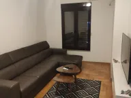 Izdavanje, jednosoban stan, 42m2, Bečići, Budva