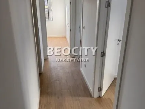 Prodaja, četvorosoban stan, 72m², Petrovaradin, Novi Sad - image 8