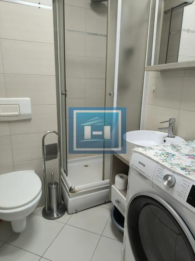 Izdavanje, dvosoban stan, 40m², Centar, Ćuprija