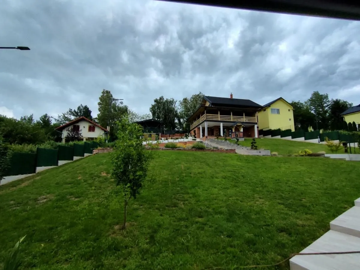 Prodaja, kuća, 151m², Sremska Kamenica, Petrovaradin