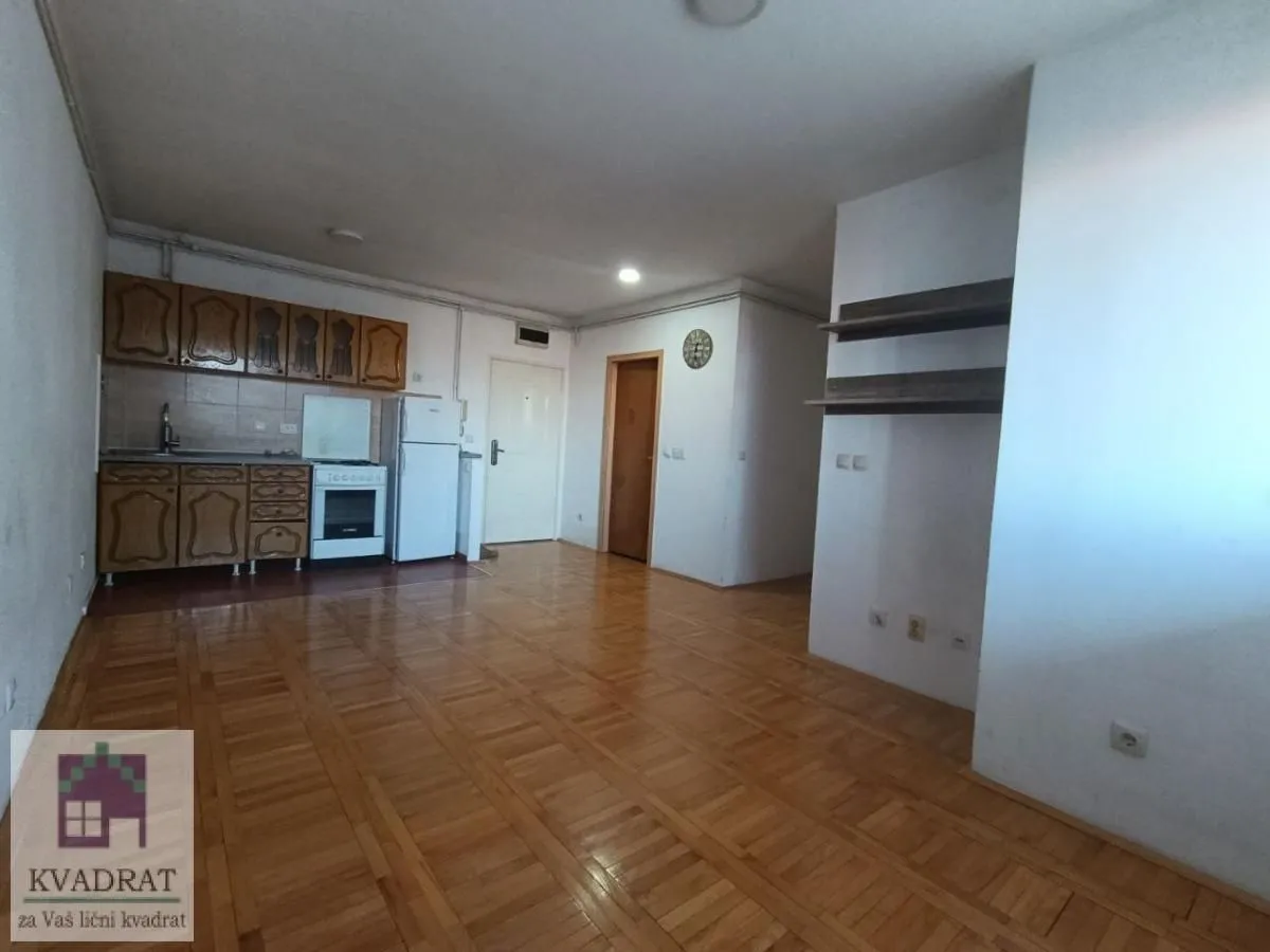 Izdavanje, jednosoban stan, 50m², Obrenovac, Beograd