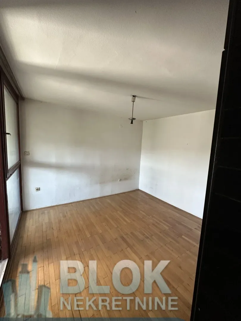 Prodaja, dvosoban stan, 80m², Blok 5, Podgorica
