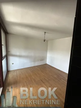 Prodaja, dvosoban stan, 80m², Blok 5, Podgorica - image 5