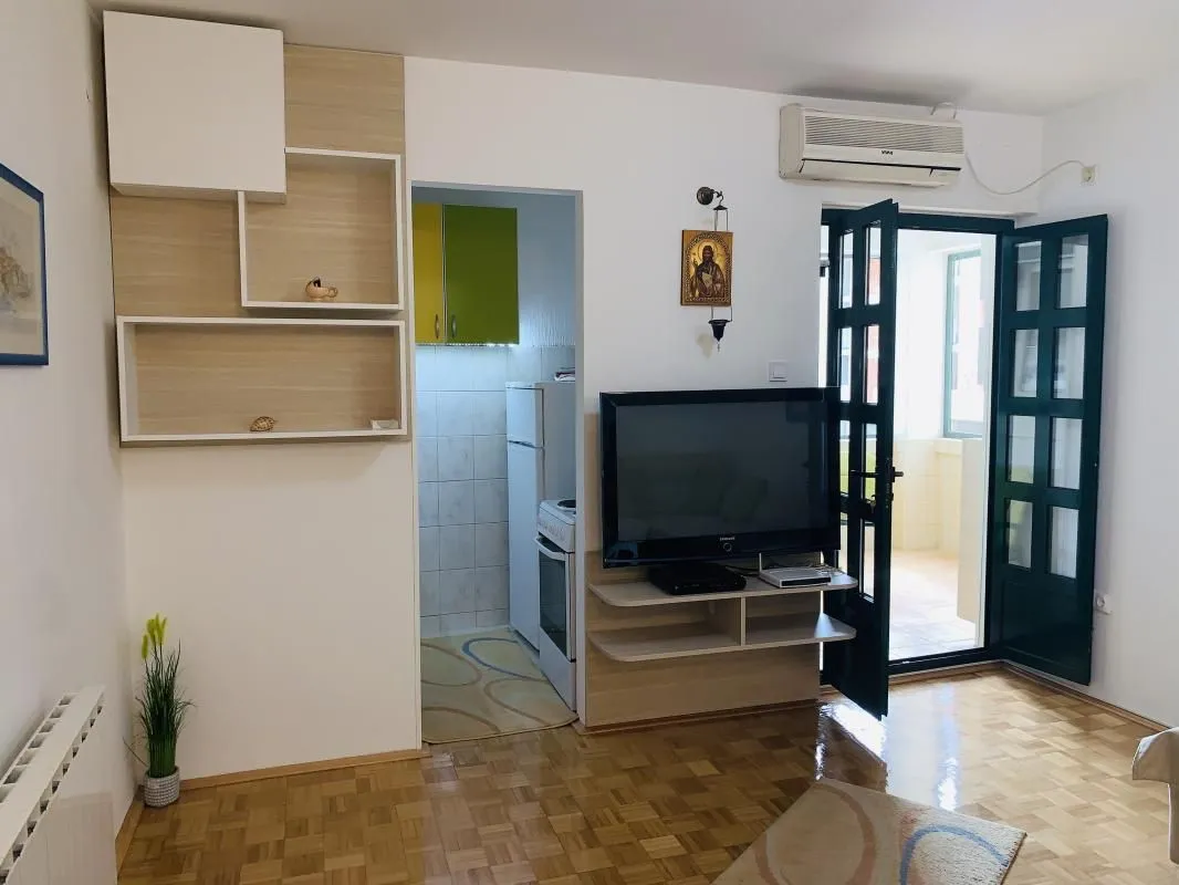 Prodaja, jednosoban stan, 47m², Petrovac, Budva